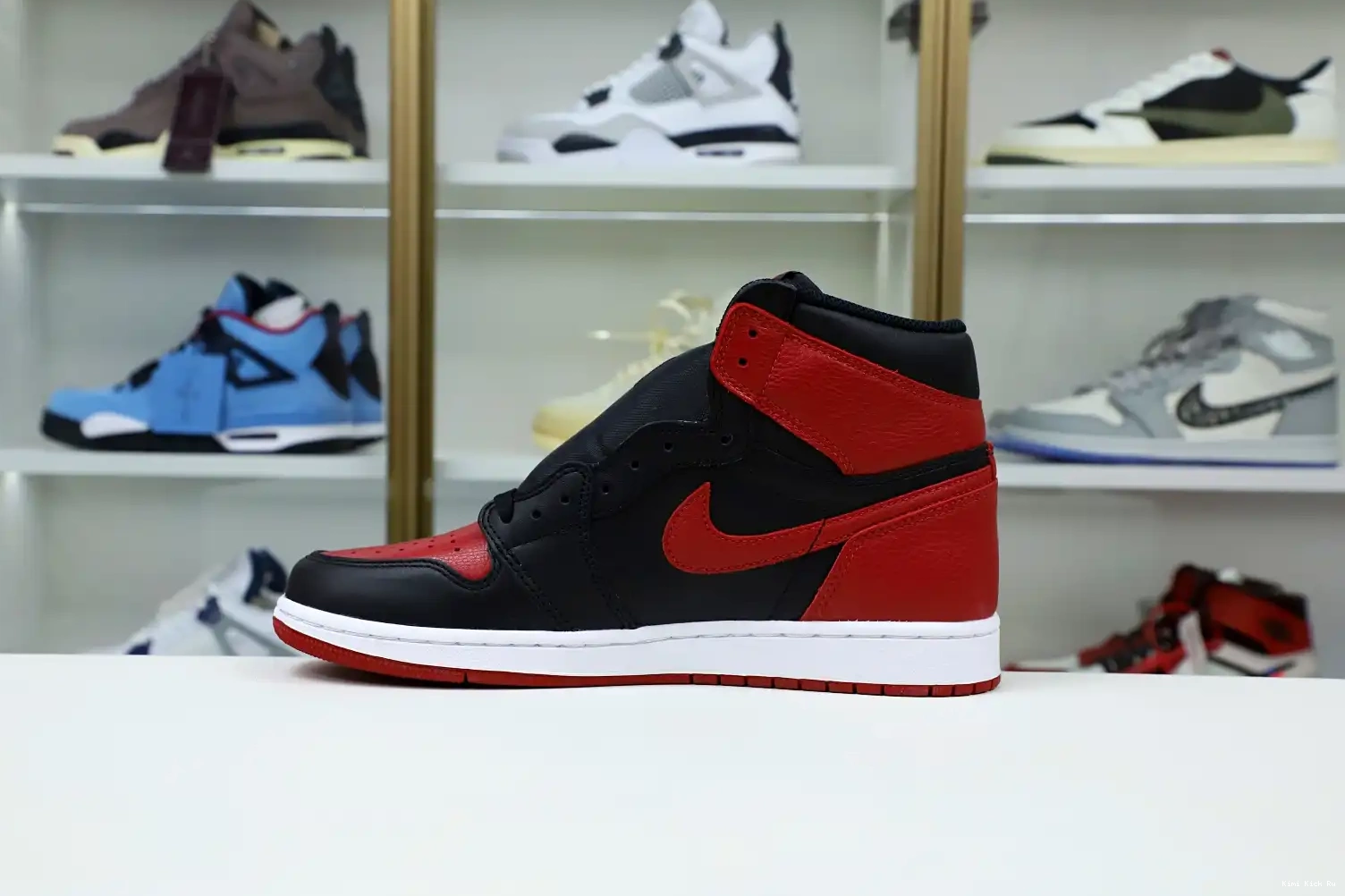'BRED' OG RETRO AIR JORDAN Kimikick HIGH 1 0710